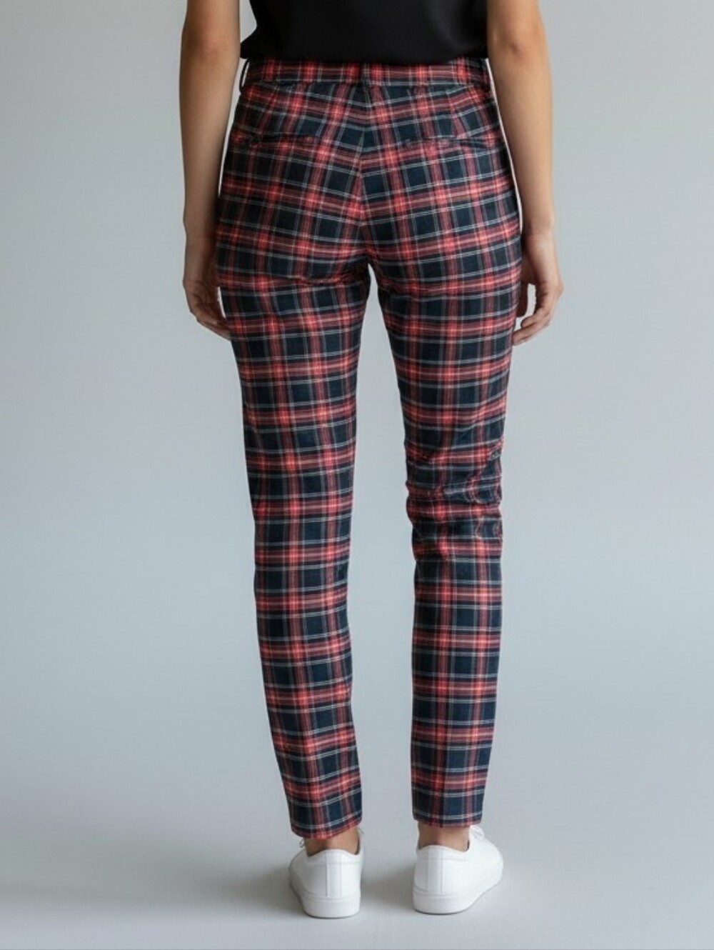 Zara Navy & Red Plaid Women's Trousers 6
